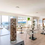 Foxos Hotel