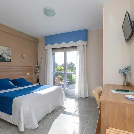 Hotel Foxos 2*