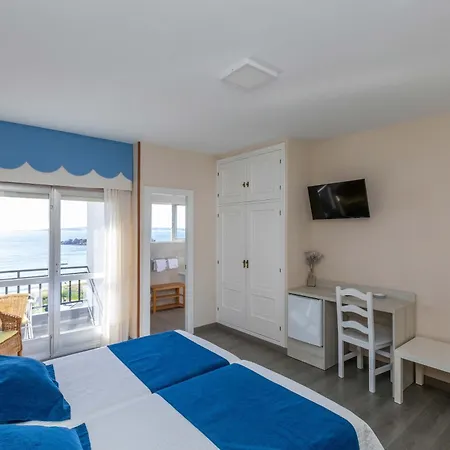 Foxos Hotel