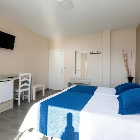 Foxos Hotel 2*