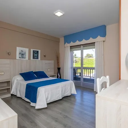 Foxos Hotel 2*