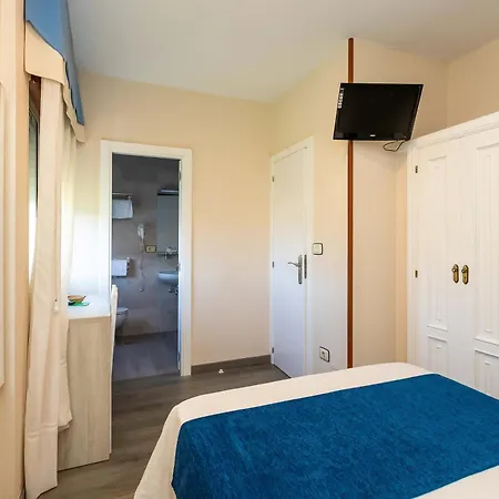 Foxos Hotel